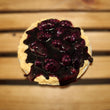 Cargar imagen en el visor de la galería, Vela de pastel de vainilla y frambuesa negra - 15 cm