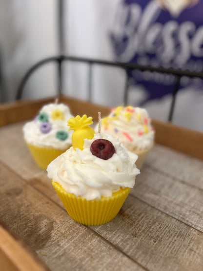 Cupcake Candles – Sweet Scents, Zero Calories! 🍰🕯️