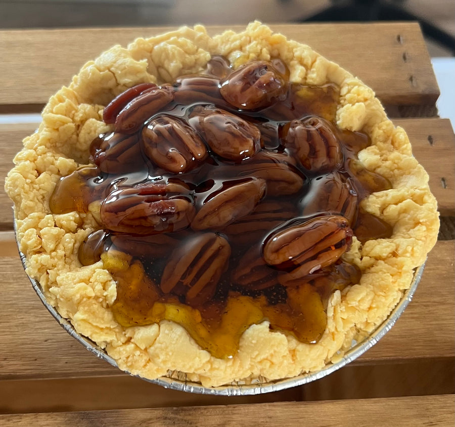 Vela de pastel de nueces pecanas - 6"