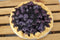 Vela de pastel de vainilla y frambuesa negra - 23 cm