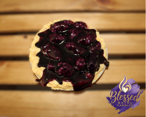 Vela de pastel de vainilla y frambuesa negra - 15 cm